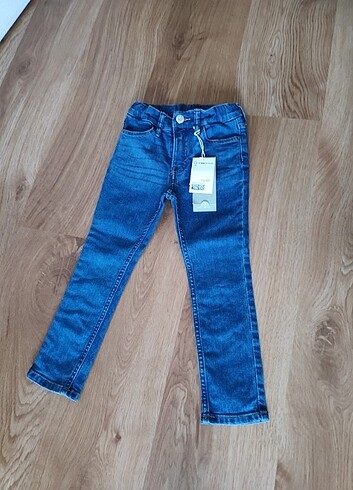 H&m 3-4 yaş jean