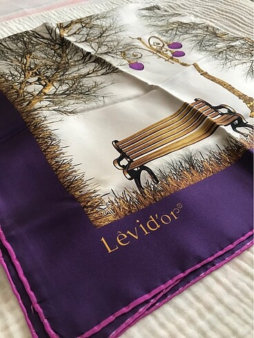Levidor twil ipek eşarp