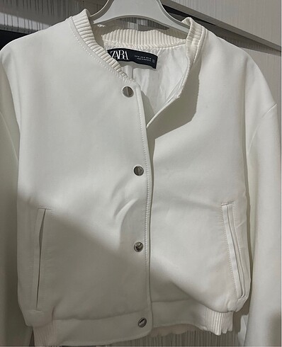 m Beden ZARA BOMBER CEKET