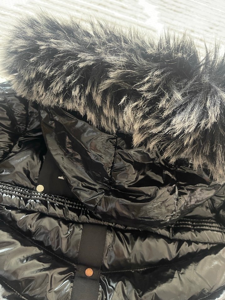 Kız Çocuk Siyah Kürklü Street Wear Mont - Görsel 4