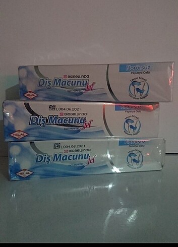 Diş macunu 3 adet 