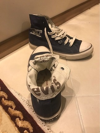 Erkek ayakanı