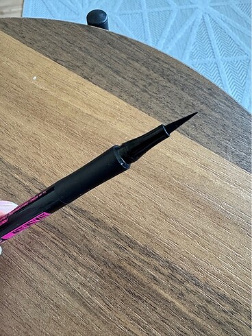 Maybelline eyeliner