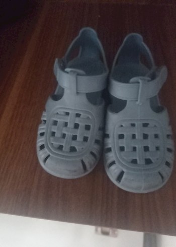 Gri Erkek Çocuk Tokalı Sandalet