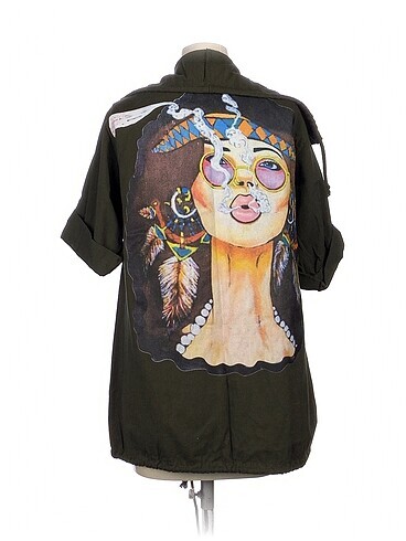 m Beden PreLoved Hırka %70 İndirimli.