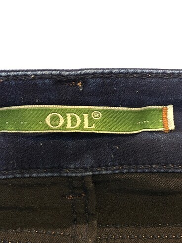 27 Beden çeşitli Renk PreLoved Jean / Kot %70 İndirimli.