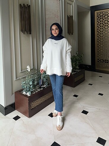 STUDİO SWEAT