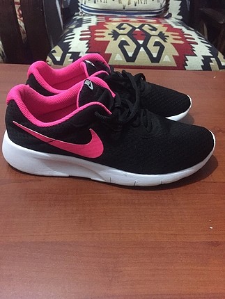 Nike ayakkabı