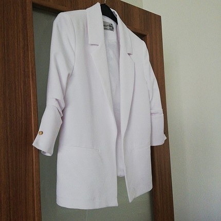Blazer ceket çok iyi durumda 