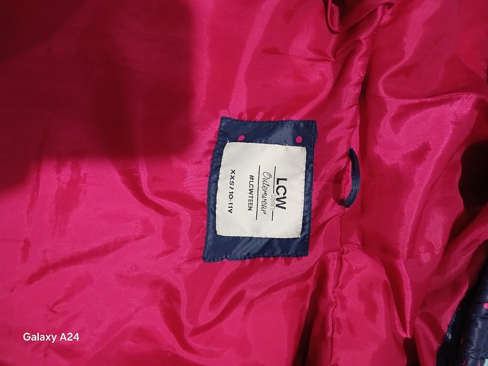 Kız Çocuk Kapüşonlu Fermuarlı Yelek - Görsel 3