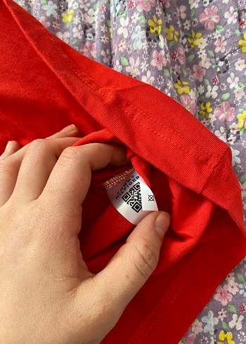 Tommy Hilfiger Kırmızı ve Gri Kısa Kollu Tişörtler - Görsel 6