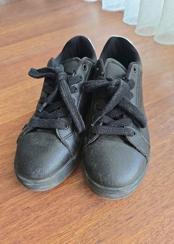 37 Beden Siyah Stiletto Topuklu Spor Ayakkabı