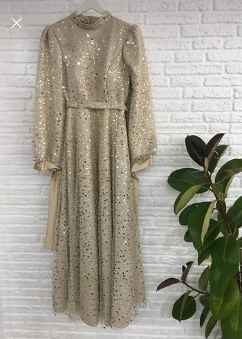 İşlemeli Uzun Kollu Beyaz Tesettür Abiye - Görsel 2