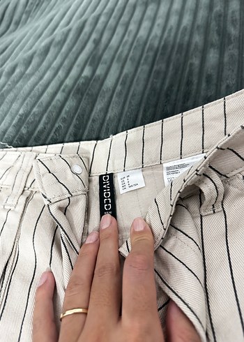 Çizgili HM pantolon - Görsel 2