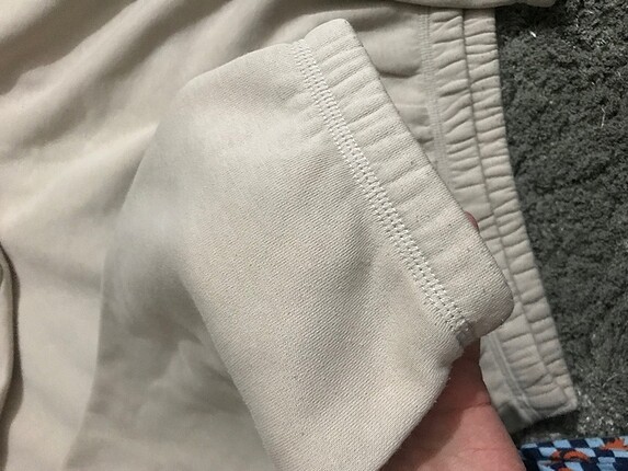 l Beden Sweatshirt
