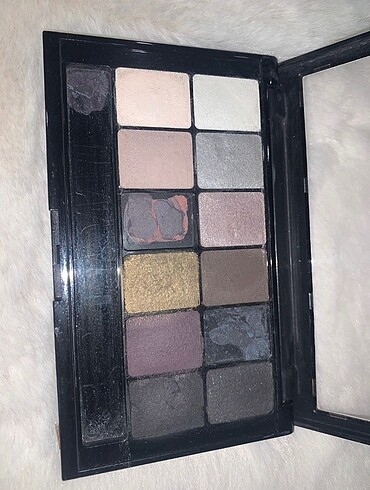  Beden Maybelline Far Paleti