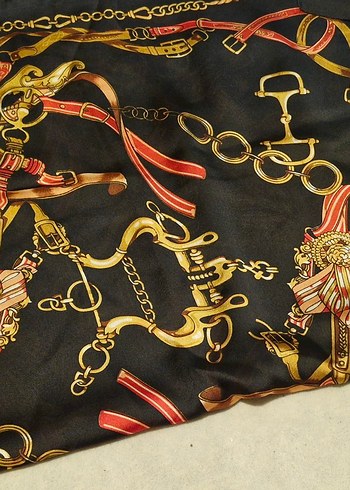 Zincir Detaylı Kadın İpek şal hermes - Görsel 5