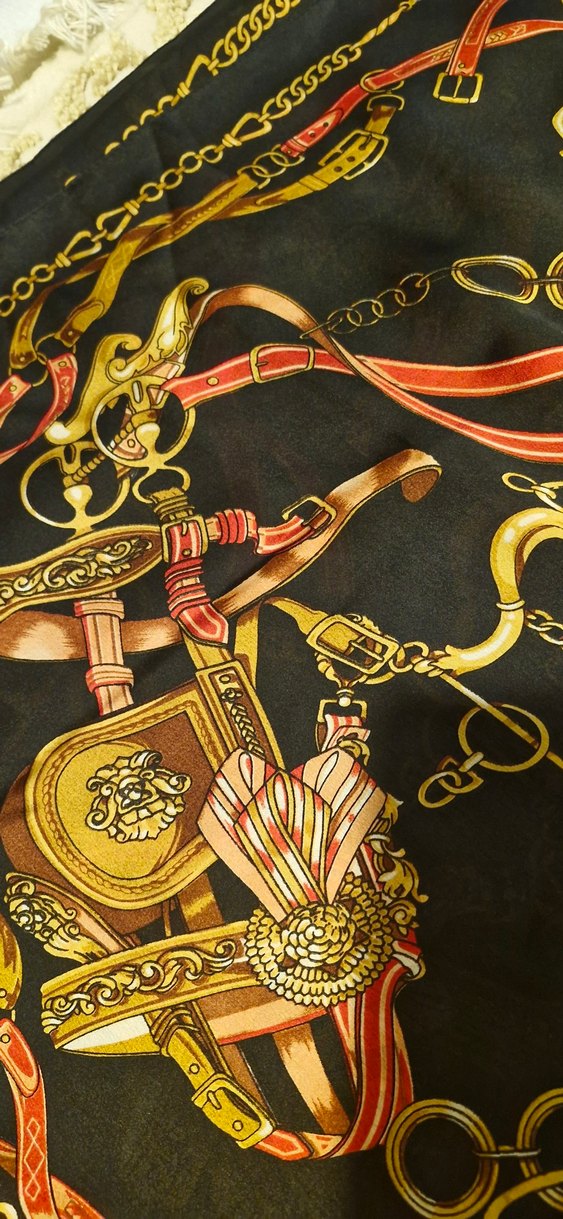 Zincir Detaylı Kadın İpek şal hermes - Görsel 4