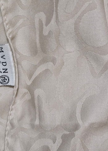 Kadın ekru Desen Şal - Görsel 2