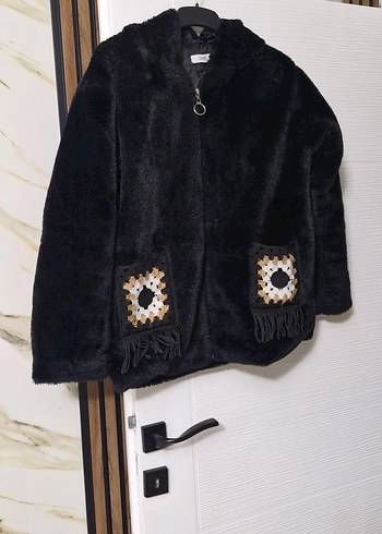 Kapüşonlu Siyah Kadın tasarım Peluş Ceket - Görsel 2