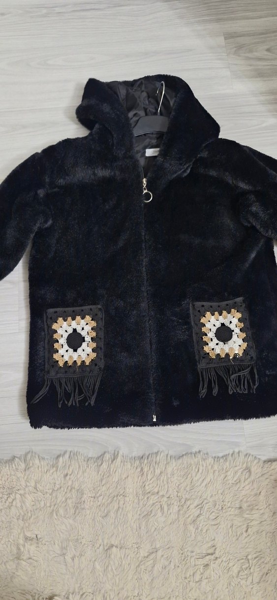 Kapüşonlu Siyah Kadın tasarım Peluş Ceket - Görsel 5