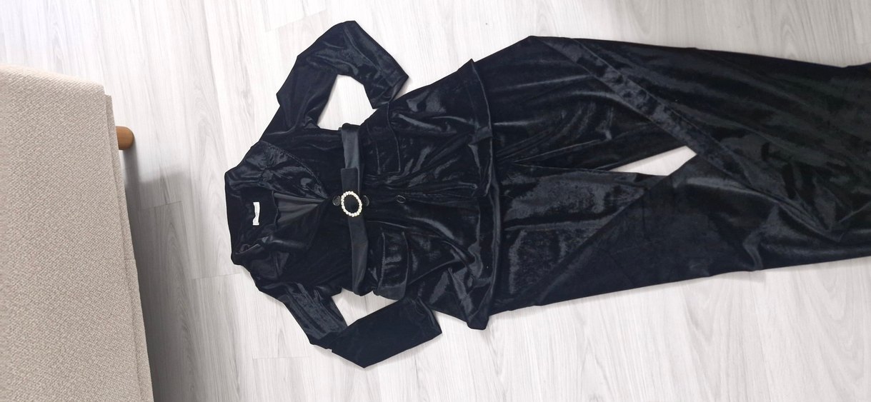 Siyah Kadife takım - Görsel 3