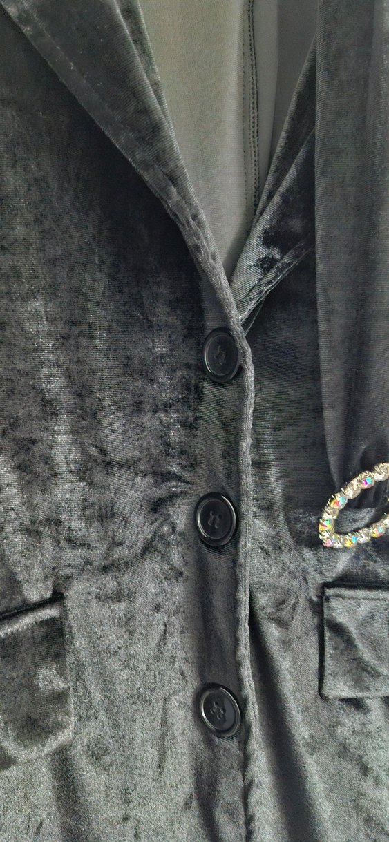 Siyah Kadife takım - Görsel 4