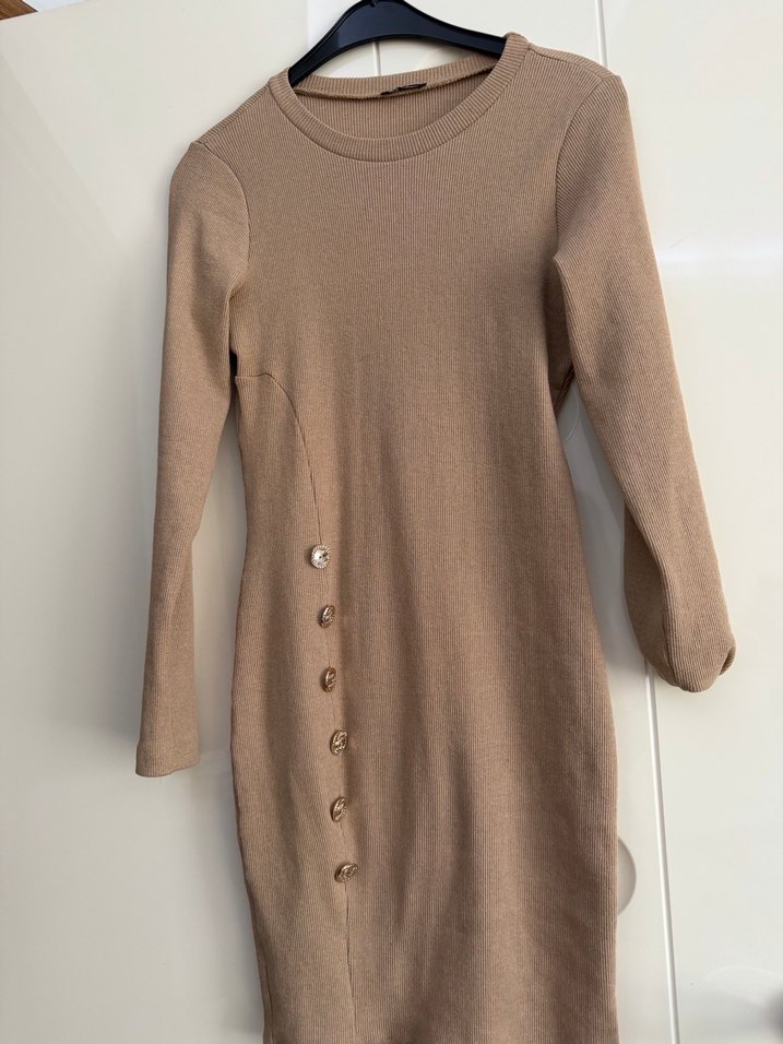 Bej Düğmeli Kadın Triko Elbise - Görsel 5
