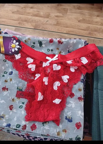 Bohem Tarzda Kırmızı Dantel slip - Görsel 2