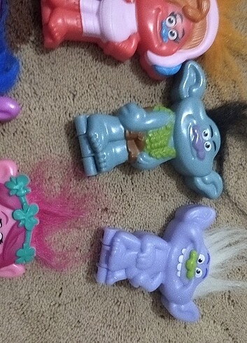  Beden Renk Trolls ailesi