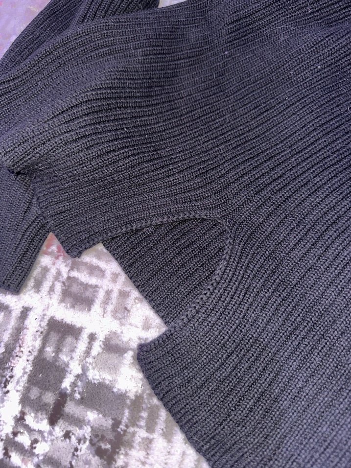 Siyah Triko Boğazlı Kadın Kazak - Görsel 3