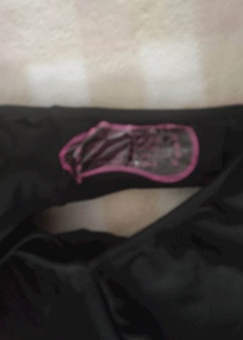 Düğmeli Siyah Gotik Askılı Mayo - Görsel 3