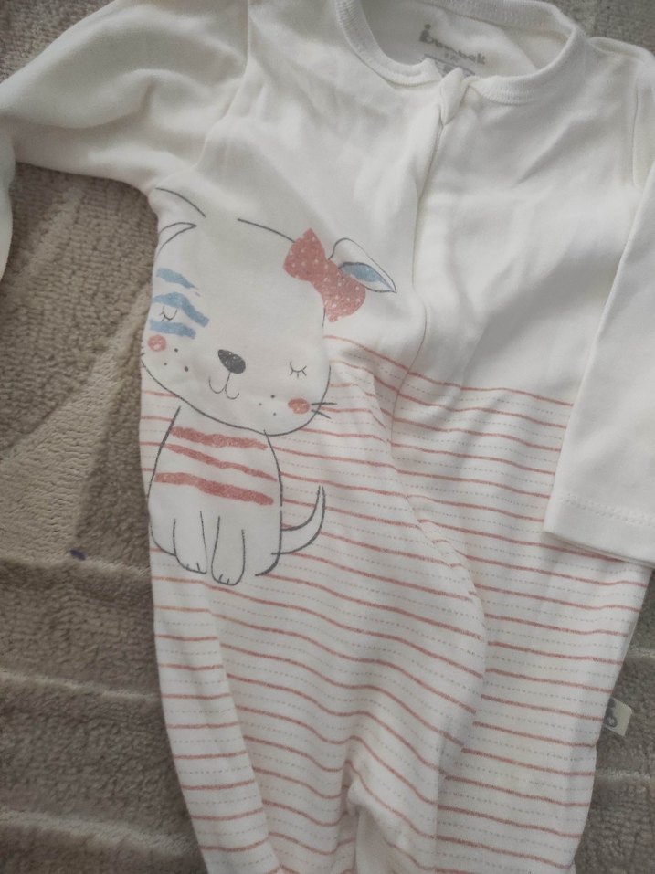 Beyaz Örgü Kedi Tulumu - Görsel 3