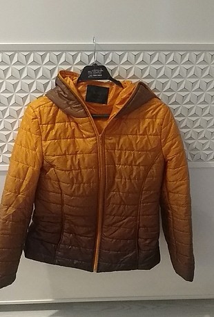 kapşonlu şişme mont