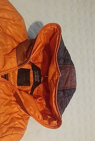 Batik kapşonlu şişme mont