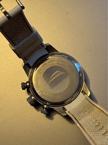 Beden beyaz Renk NAUTICA 44 MM ERKEK SAAT