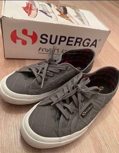 Gri superga