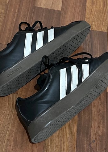 Adidas marka spor ayakkabı - Görsel 2