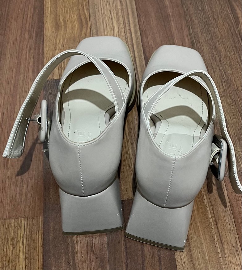 Bej Tokalı Kadın Klasik Topuklu Ayakkabı - Görsel 2