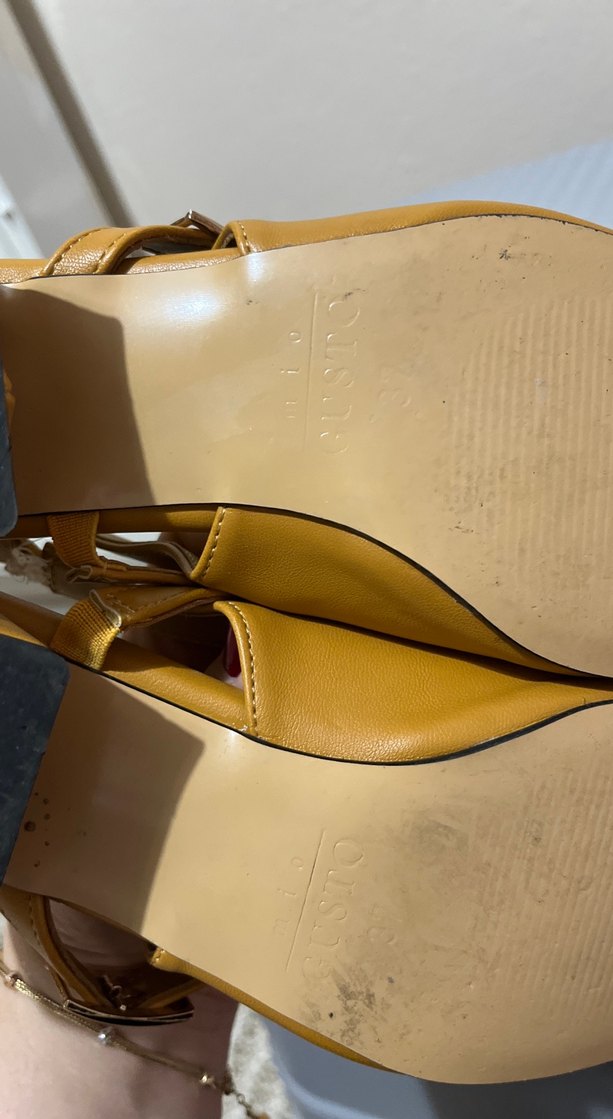 Bej Tokalı Kadın Klasik Topuklu Ayakkabı - Görsel 3