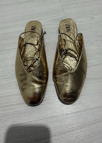Zara Altın Renk Kadın Terlik