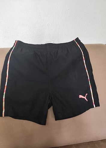 11-12 Yaş Beden Orijinal puma şort