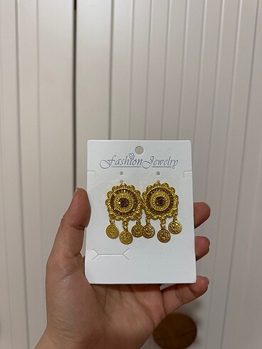 Gold broş