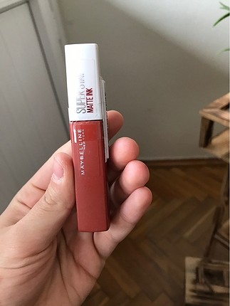 Maybelline superstay