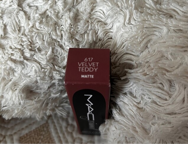  Beden MAC - Velvet Teddy