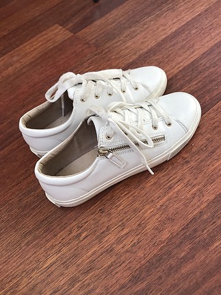 36 Beden beyaz Renk stradivarius beyaz sneaker