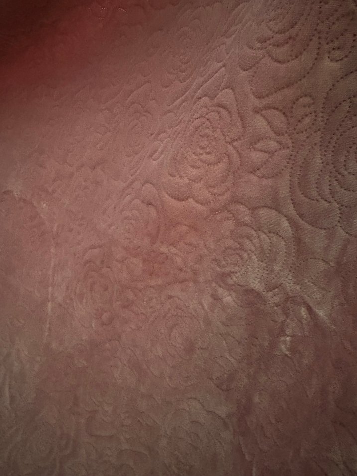 Pastel Pembe Kabartmalı kadife Yatak Örtüsü - Görsel 2