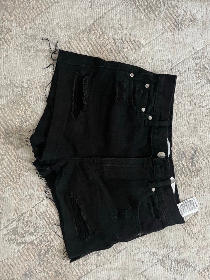 Pull&Bear Siyah Denim Şort - Görsel 3