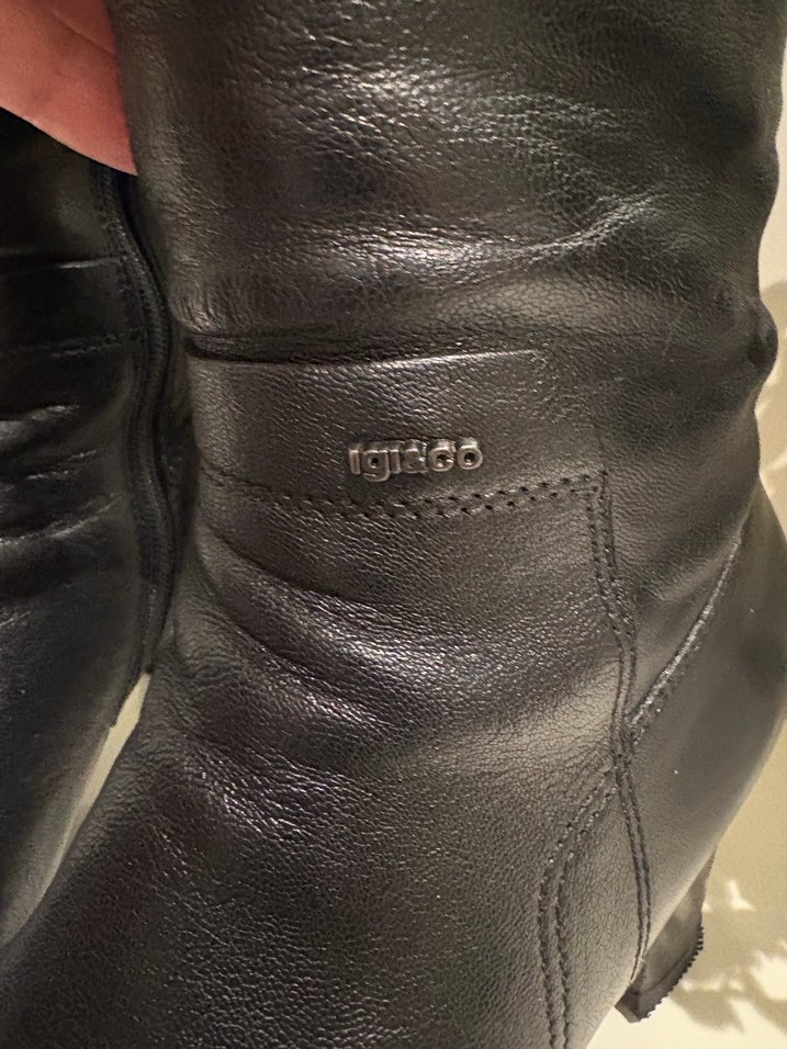 Igi&Co marka İtalyan siyah deri çizme - Görsel 3