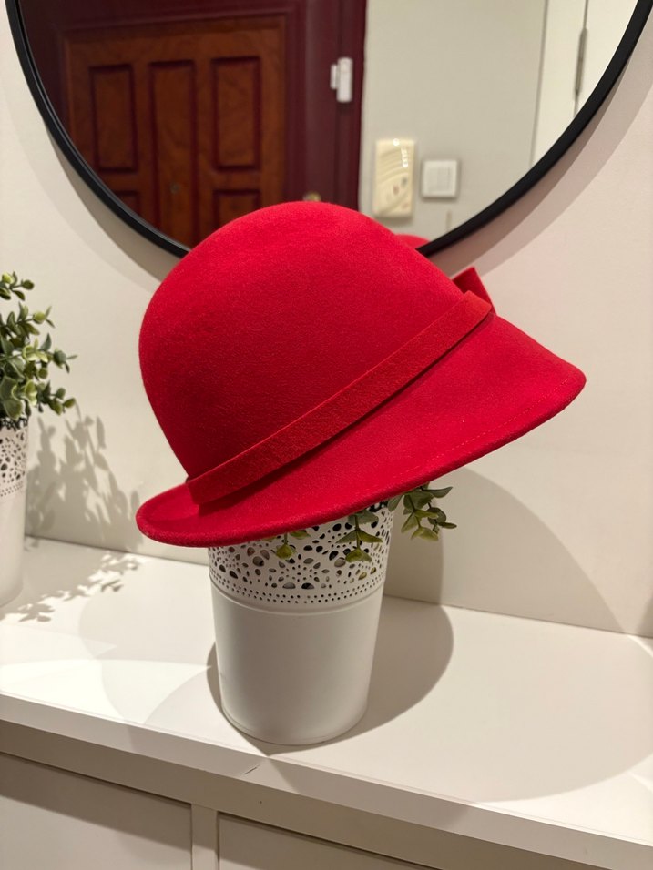 Vintage Kırmızı Yün Kadın Şapka Fiyonk Detaylı - Görsel 4